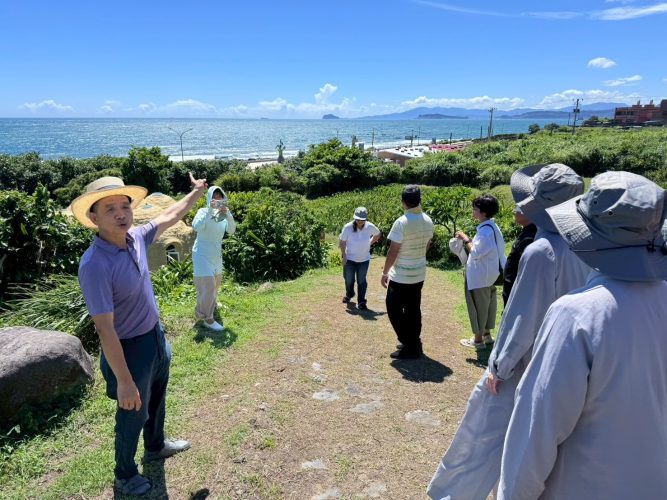 LINE_ALBUM__250818_108